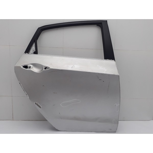 Porta Traseira Direita Hyundai I30 2014 2015 Detalhe