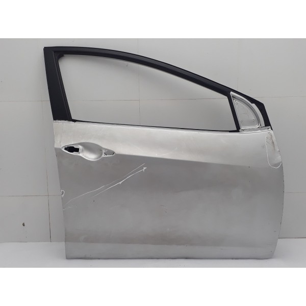 Porta Dianteira Direita Hyundai I30 2014 2015 Detalhe