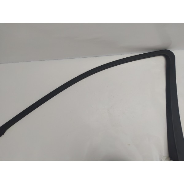 Moldura Interna Porta Dianteira Direita Ml 63 Amg 2009 2010