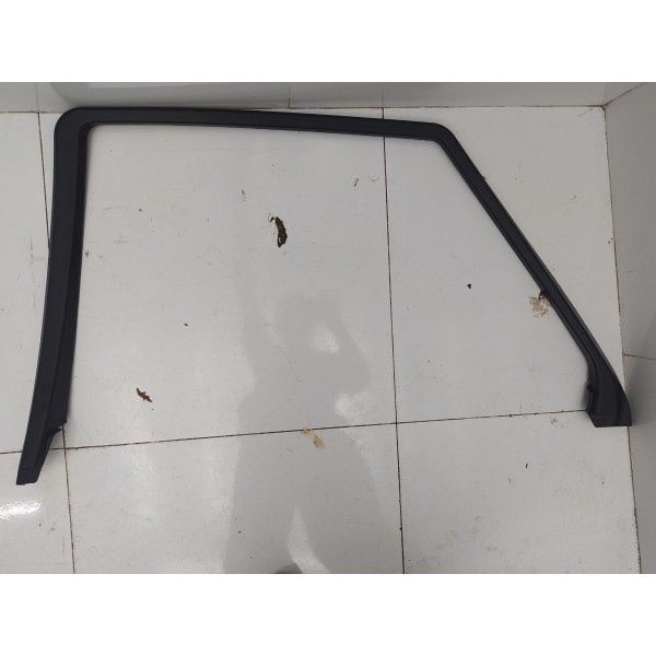 Moldura Interna Porta Traseira Direita Ml 63 Amg 2009 2010