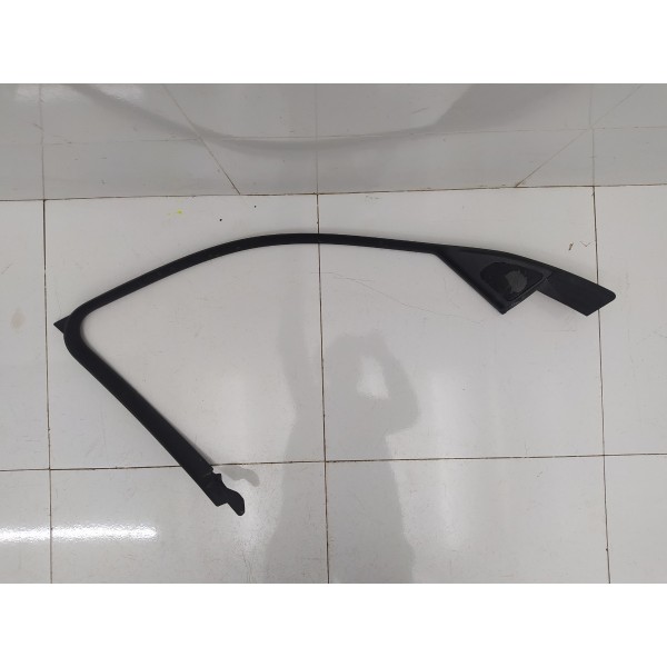 Moldura Interna Porta Dianteira Esquerda Bmw X1 2010 2011