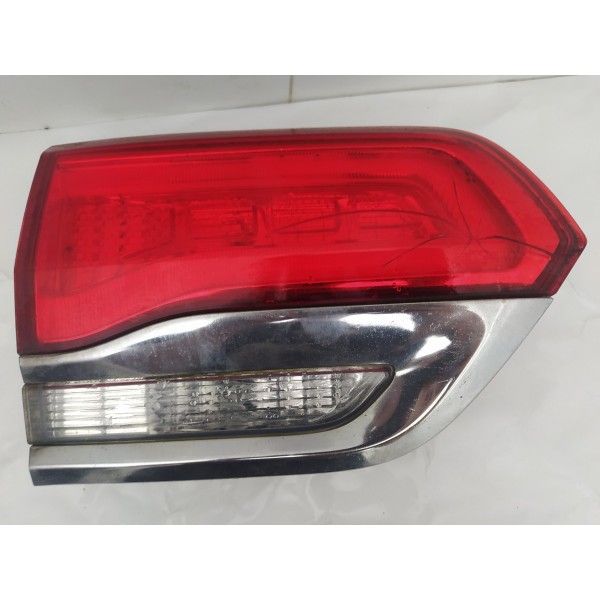 Lanterna Tampa Traseira Esquerda Jeep Grand Cherokee 2014