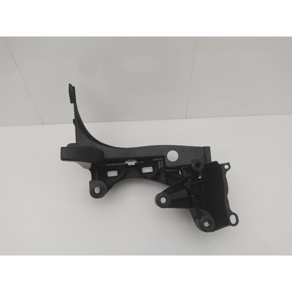 Suporte Parachoque Traseiro Esquerdo Peugeot 3008 2011 2012