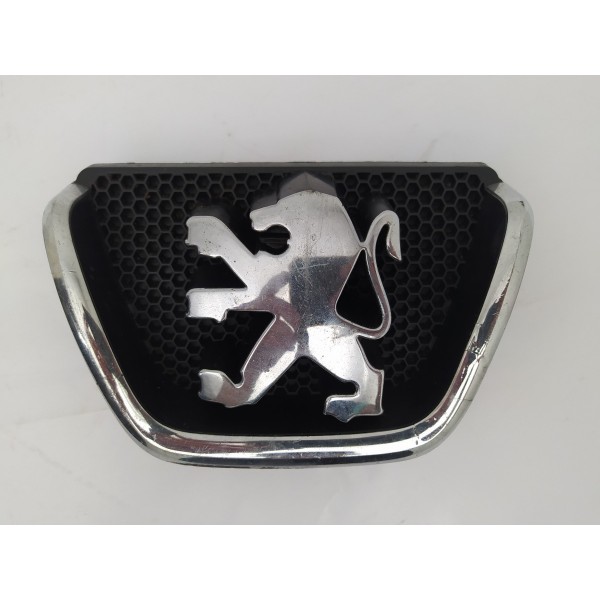 Emblema Parachoque Dianteiro Peugeot 206 2010 2011 Detalhe